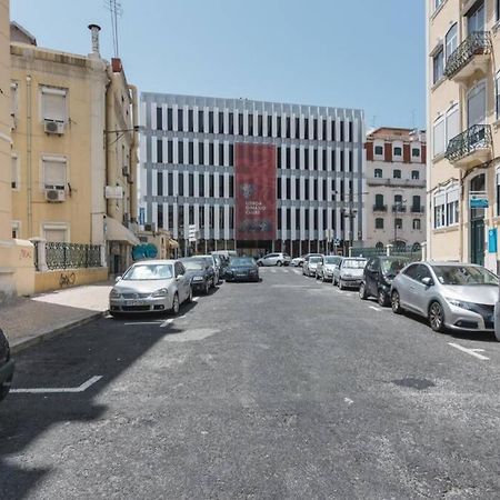 Sunny Terrace Apt, Close To Downtown! 2 Bedroom Flat Lisboa Extérieur photo