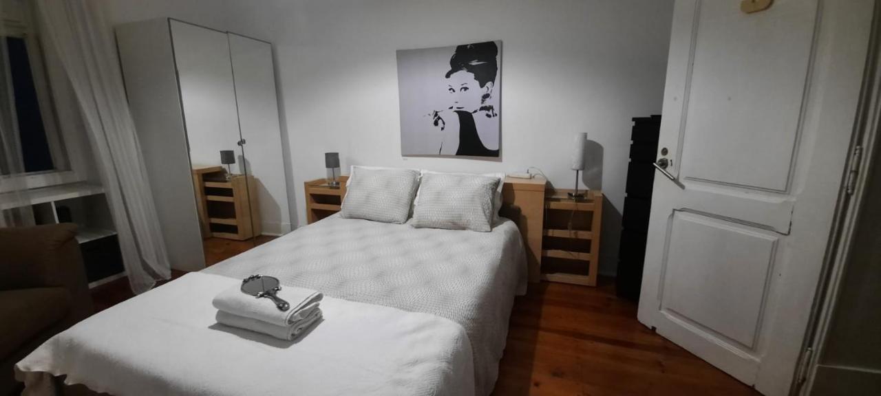 Sunny Terrace Apt, Close To Downtown! 2 Bedroom Flat Lisboa Extérieur photo