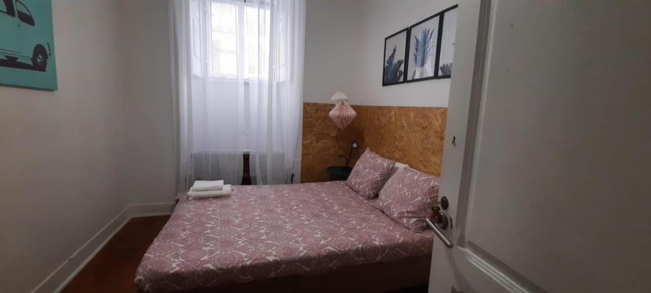 Sunny Terrace Apt, Close To Downtown! 2 Bedroom Flat Lisboa Extérieur photo